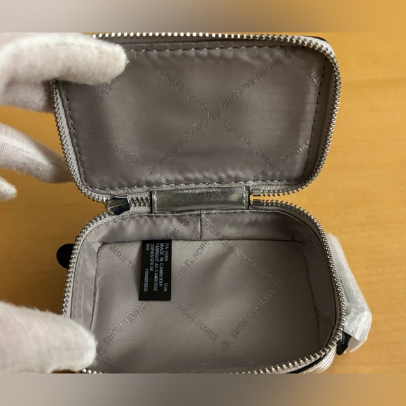 Michael Kors Silver Travel-Themed Trolley Key Fob NWT - Picture 3 of 7